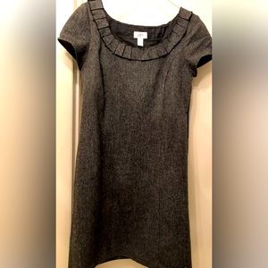 Classy, Size 10, Short-Sleeved, Knee-Length Ann Taylor Loft Dress
